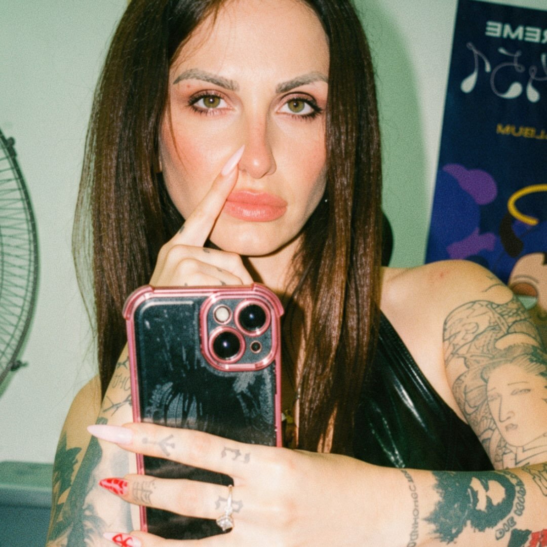 Instagram Profilbild von korova_tattoo