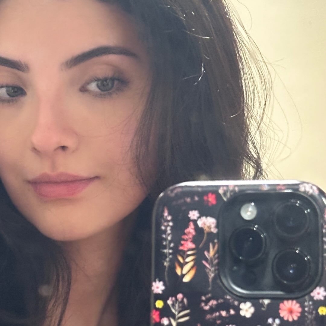 Instagram Profilbild von mojorisinsgirl