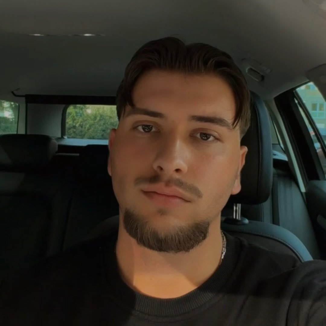 Instagram Profilbild von _leon_engl