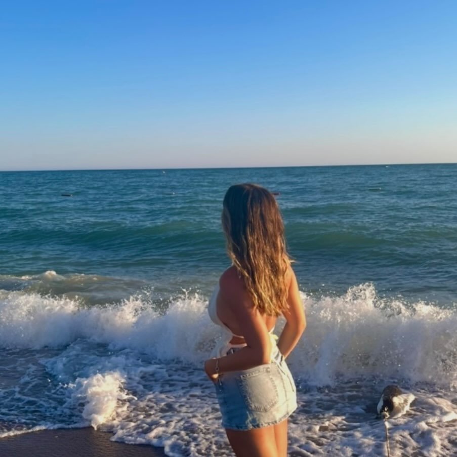 Instagram Profilbild von alina.wcr07