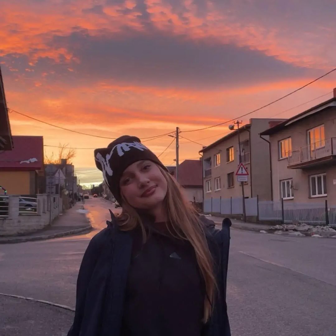 Instagram Profilbild von _.nirakhh