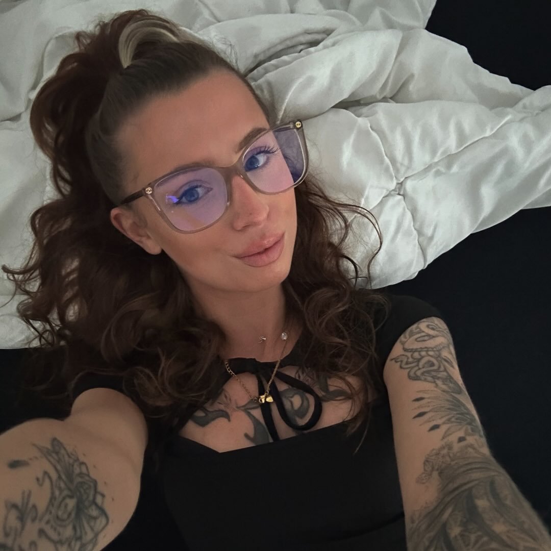 Instagram Profilbild von alenanovaaa