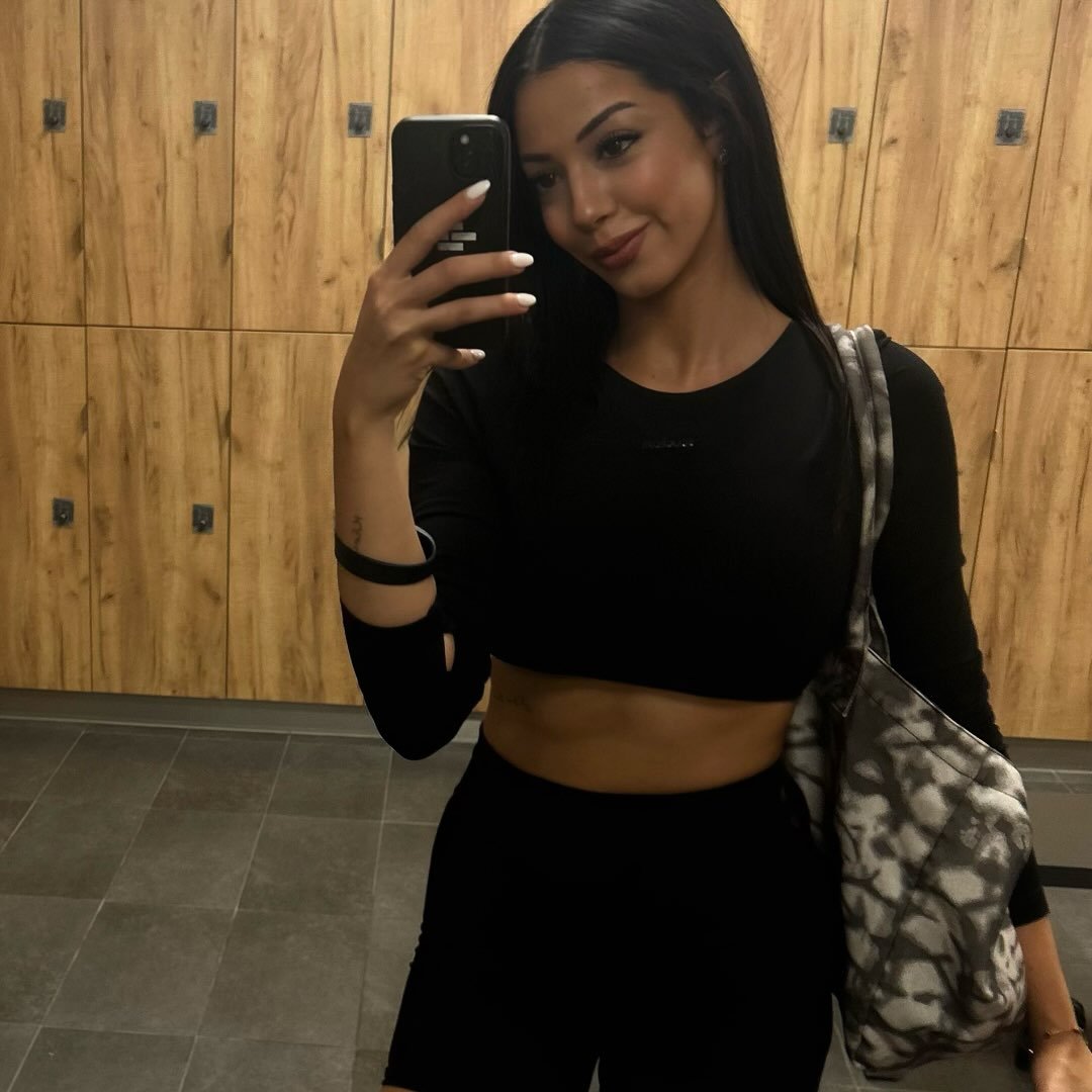 Instagram Profilbild von hajar.lrbi