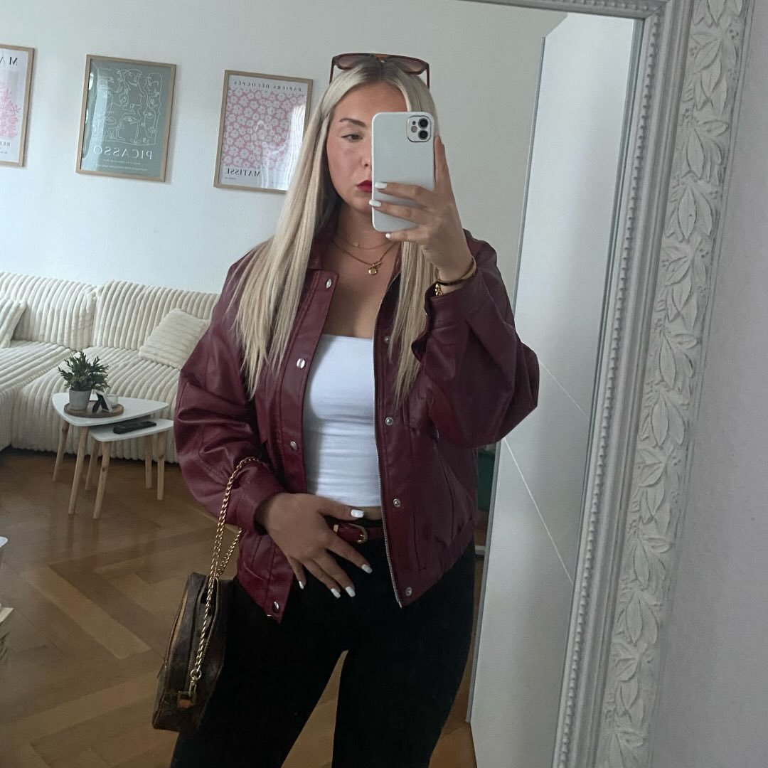 Instagram Profilbild von _larissa_2612