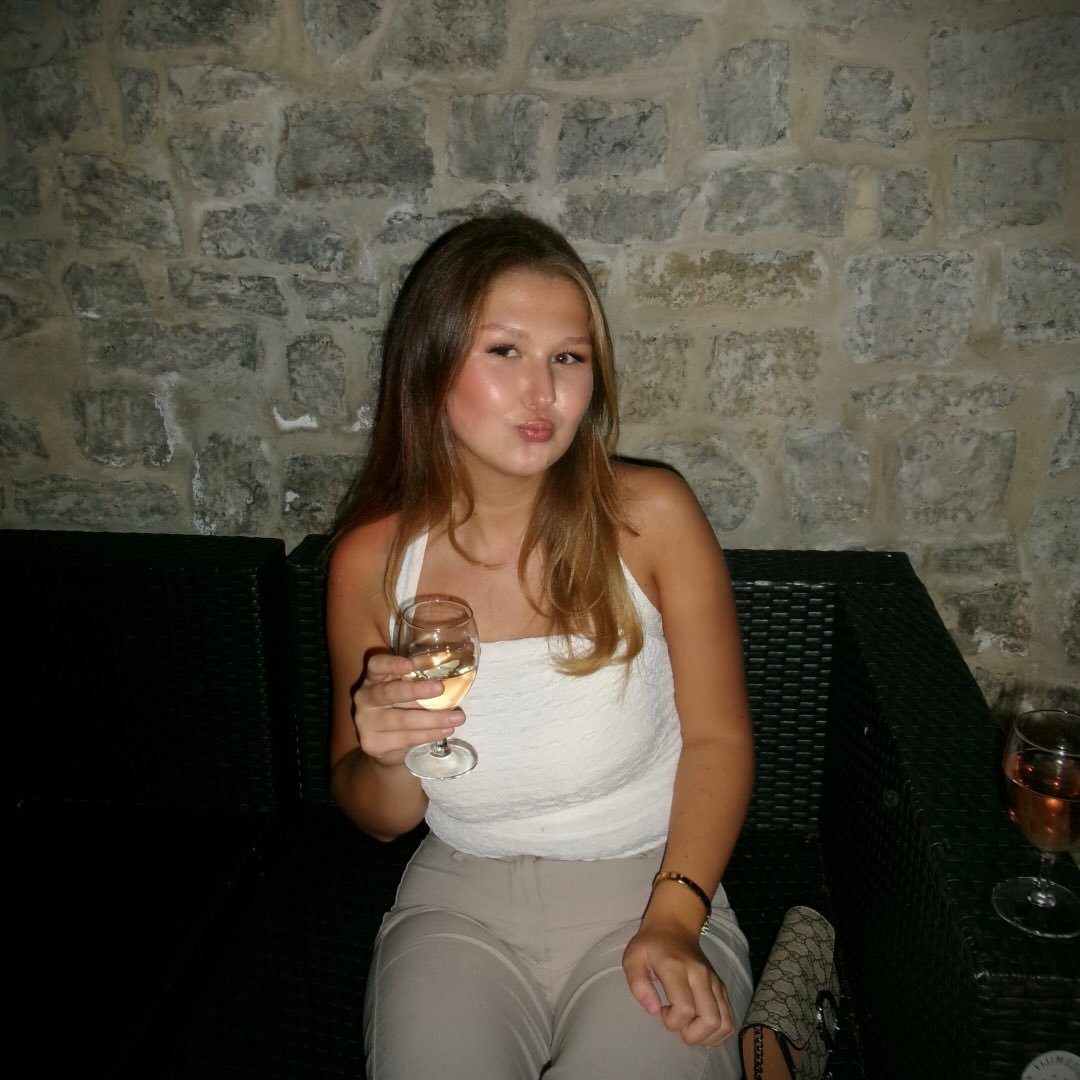 Instagram Profilbild von lauraaa.frn