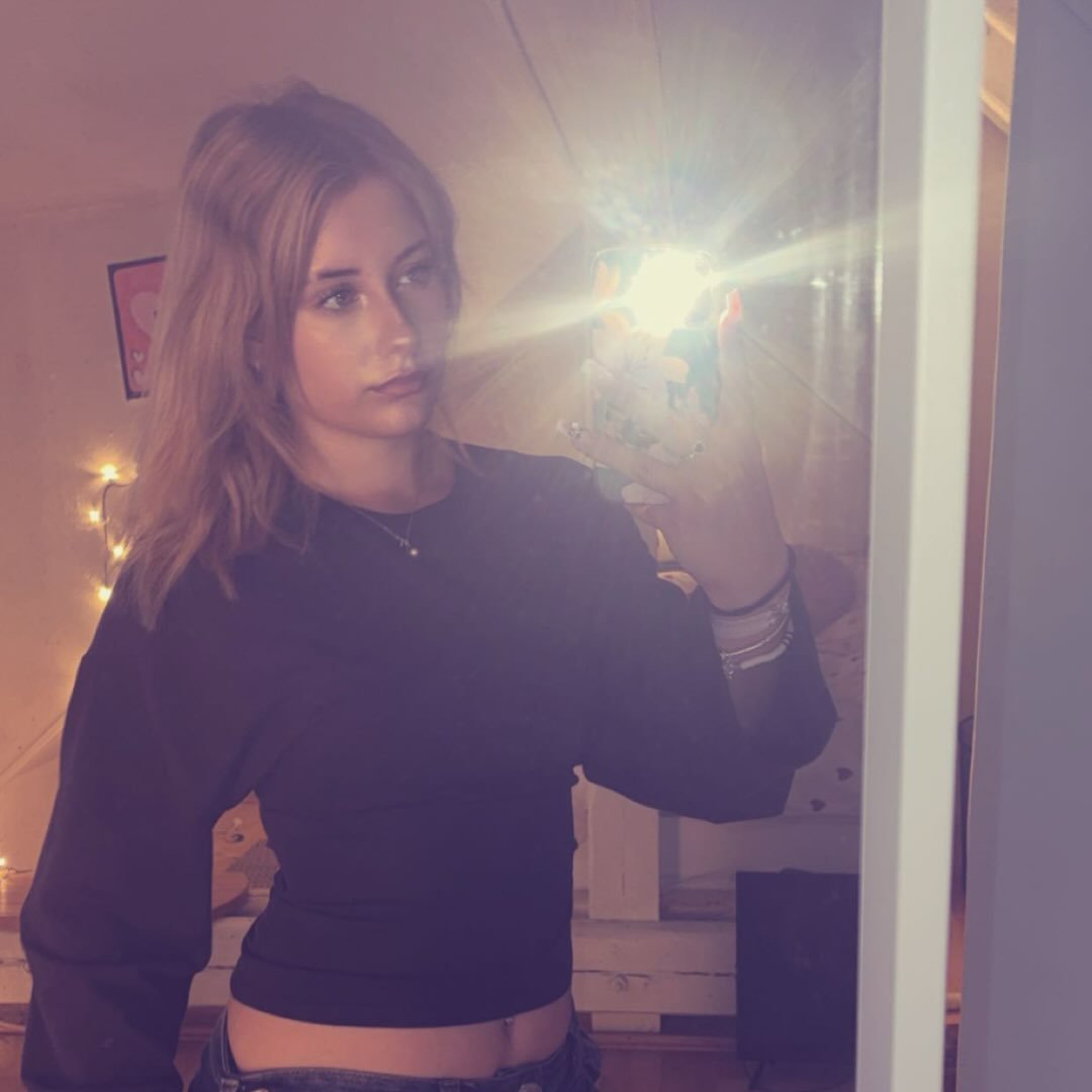 Instagram Profilbild von auri_paris29