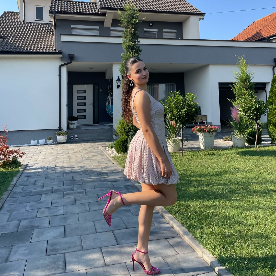 Instagram Profilbild von erjona.selmanii