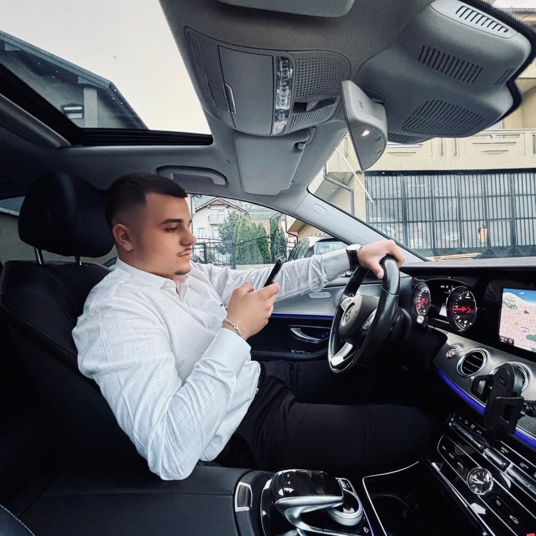 Instagram Profilbild von ademdearii