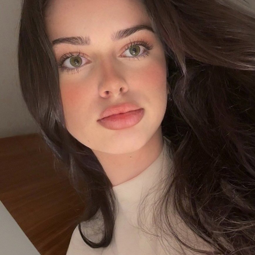 Instagram Profilbild von emina.jshr