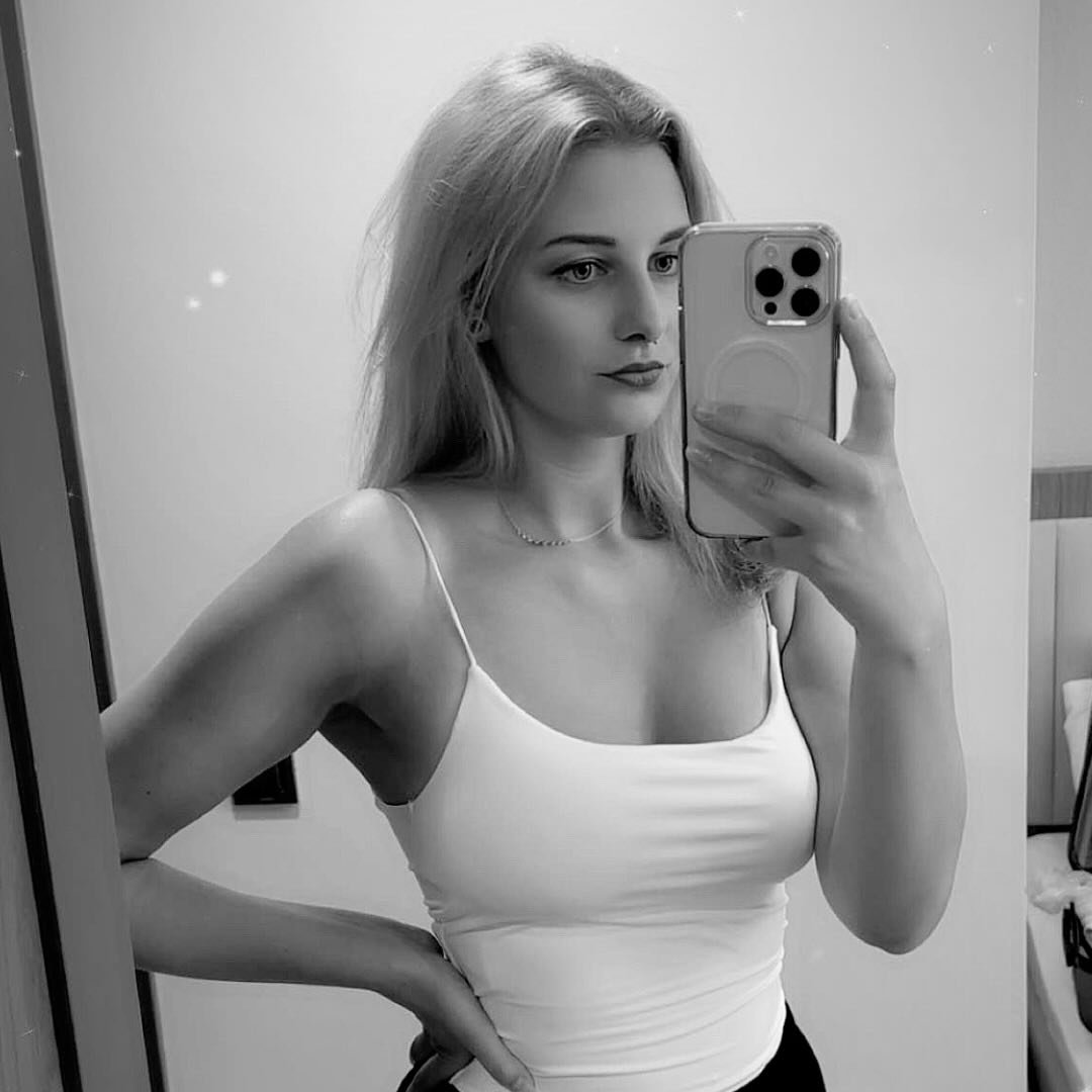 Instagram Profilbild von _j.enny__