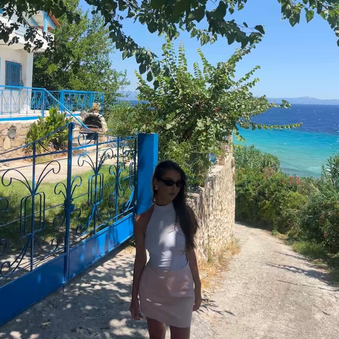 Instagram Profilbild von adeaamustafaj