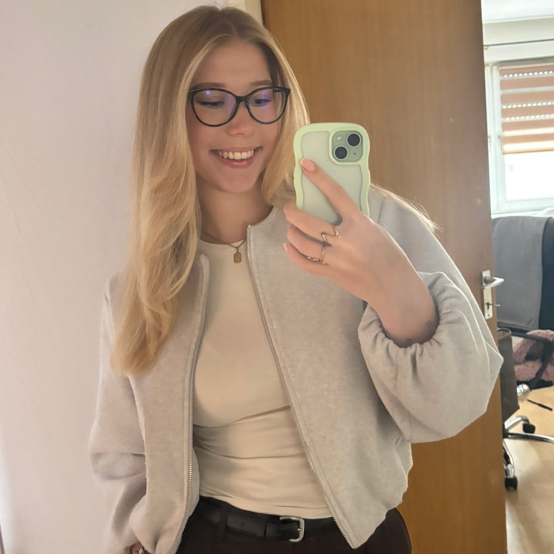 Instagram Profilbild von xelenaw3x