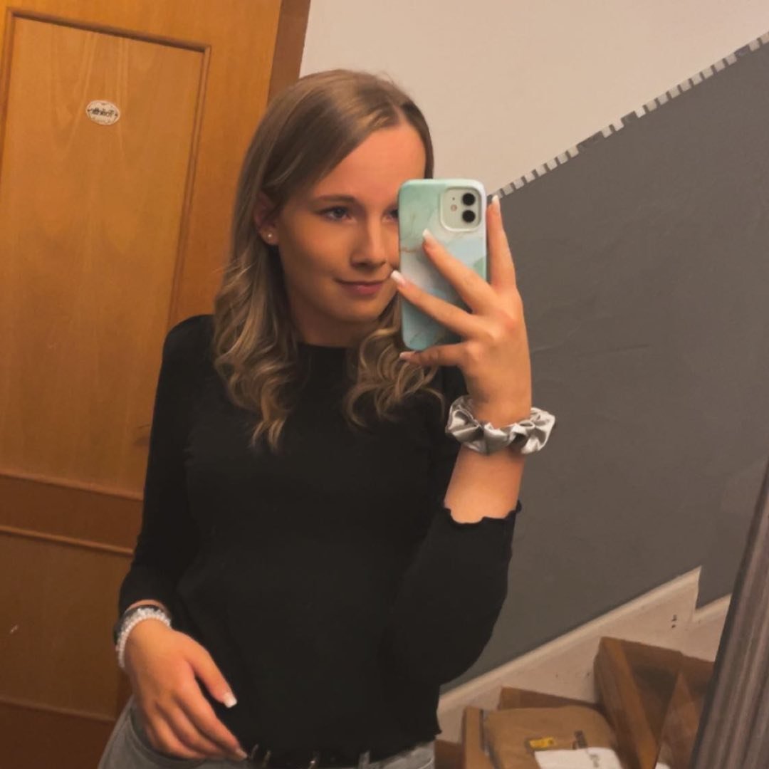 Instagram Profilbild von lena.xyxx