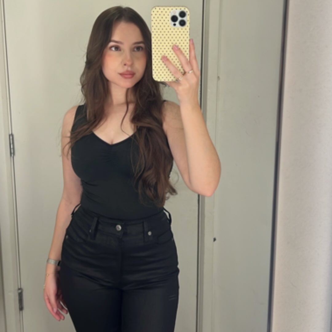 Instagram Profilbild von evelynmxrtinez