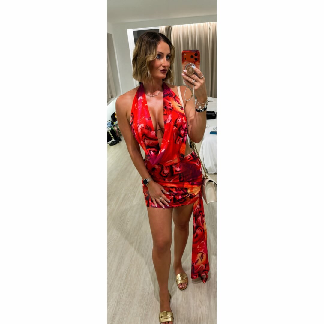 Instagram Profilbild von rhi_s_jones