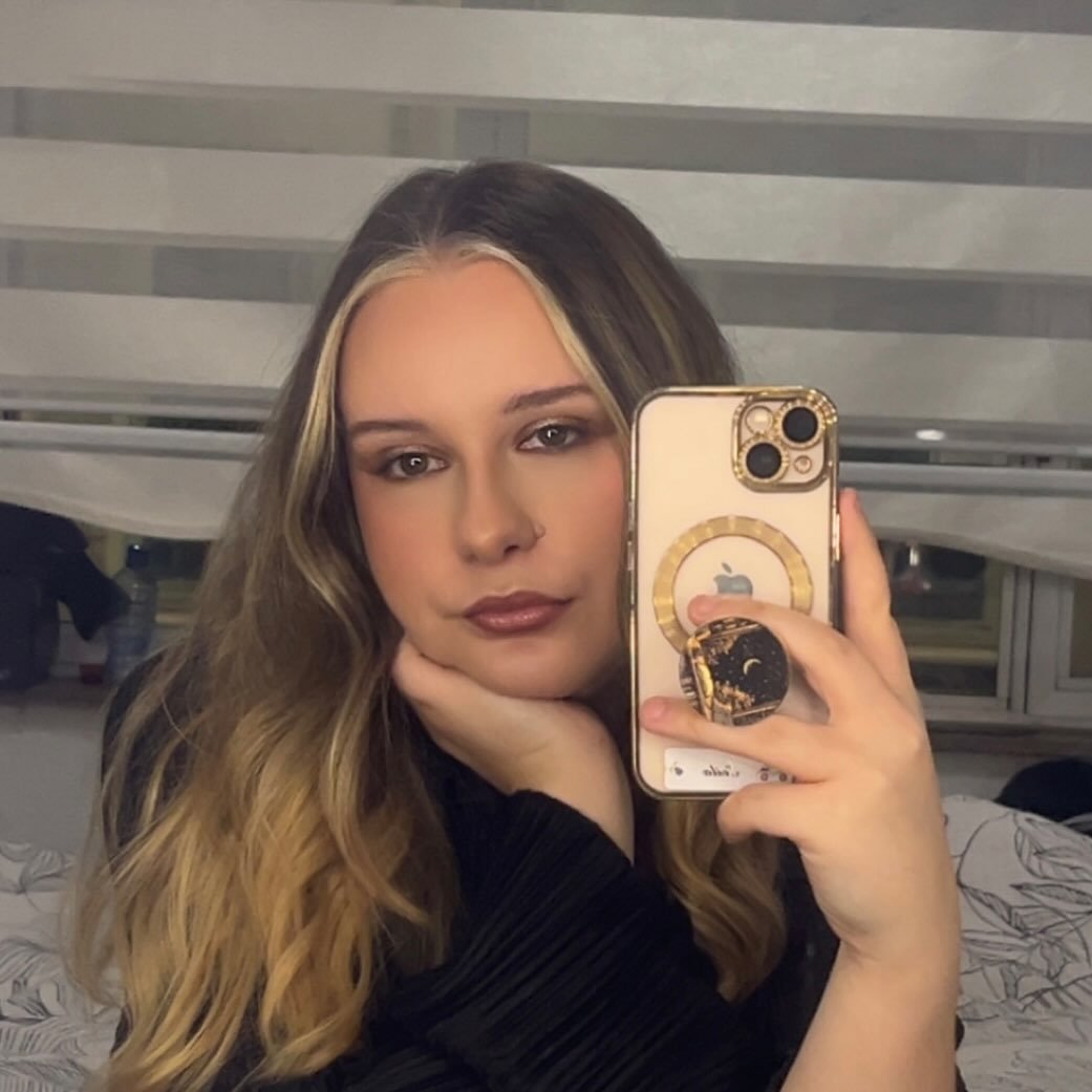 Instagram Profilbild von elmiiiiiiiiiiina
