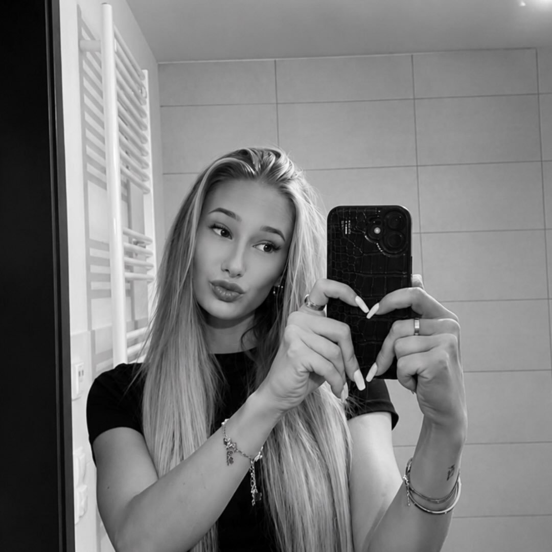 Instagram Profilbild von julysumm26