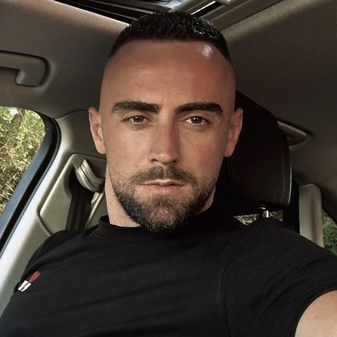 Instagram Profilbild von valmaxharri