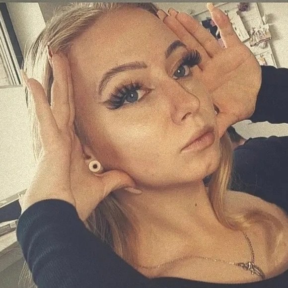 Instagram Profilbild von leonie.adm