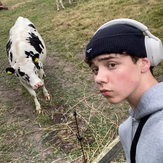 Instagram Profilbild von xatxyz