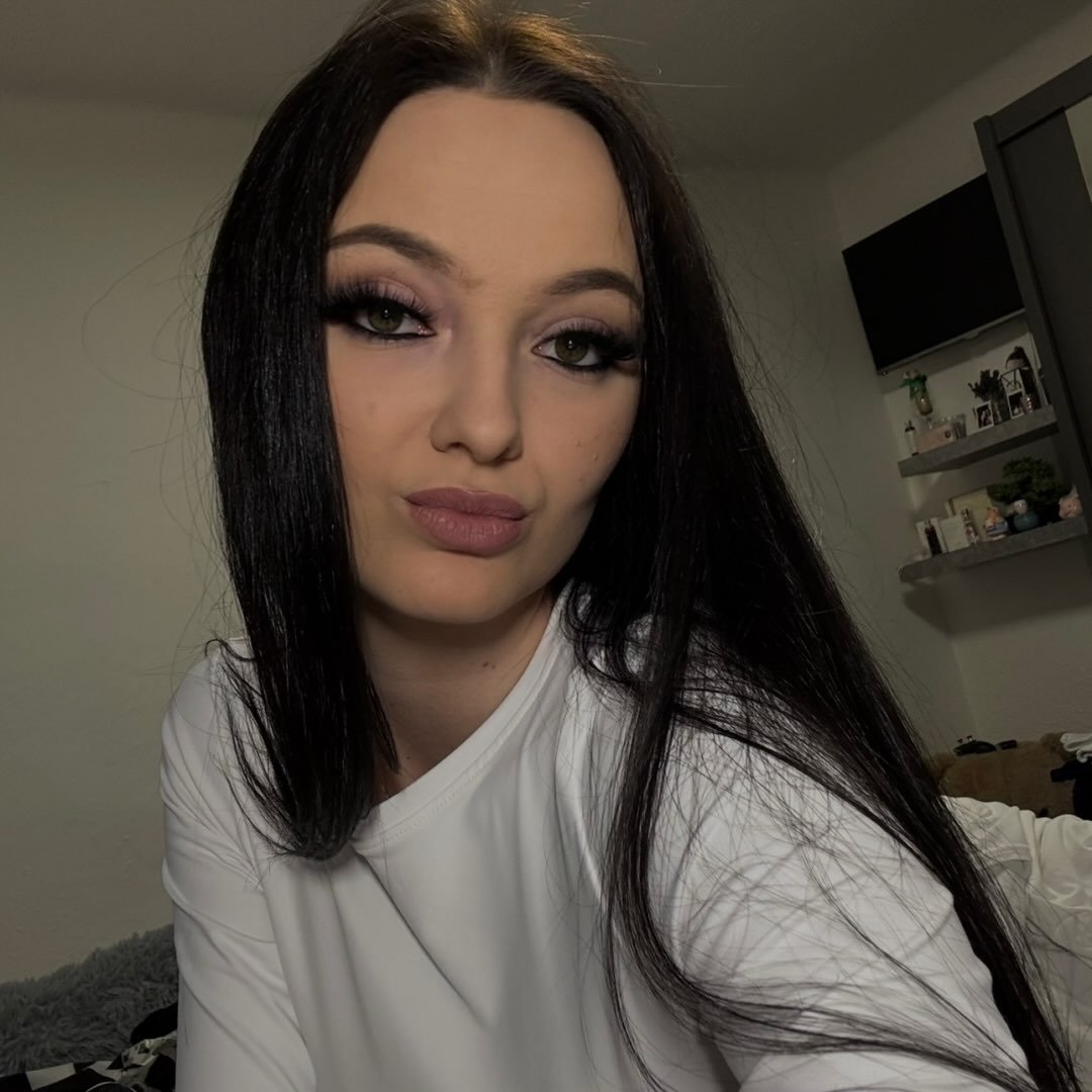 Instagram Profilbild von sarastankovaaa