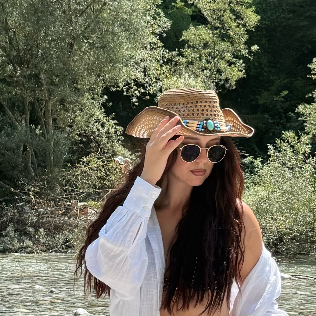 Instagram Profilbild von lori_shkullaku