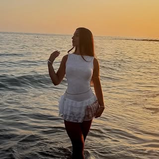 Instagram Profilbild von azra.oee