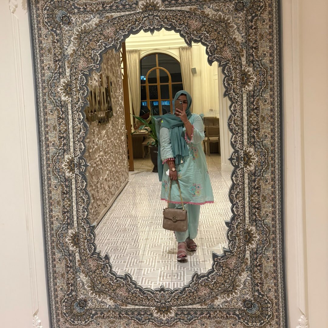 Instagram Profilbild von zeeshanmir_