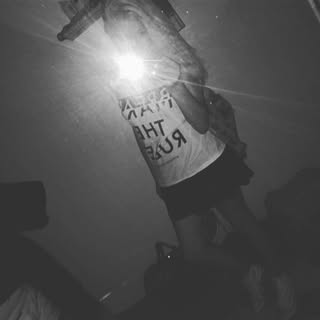 Instagram Profilbild von _.knicklichtmaedchen._