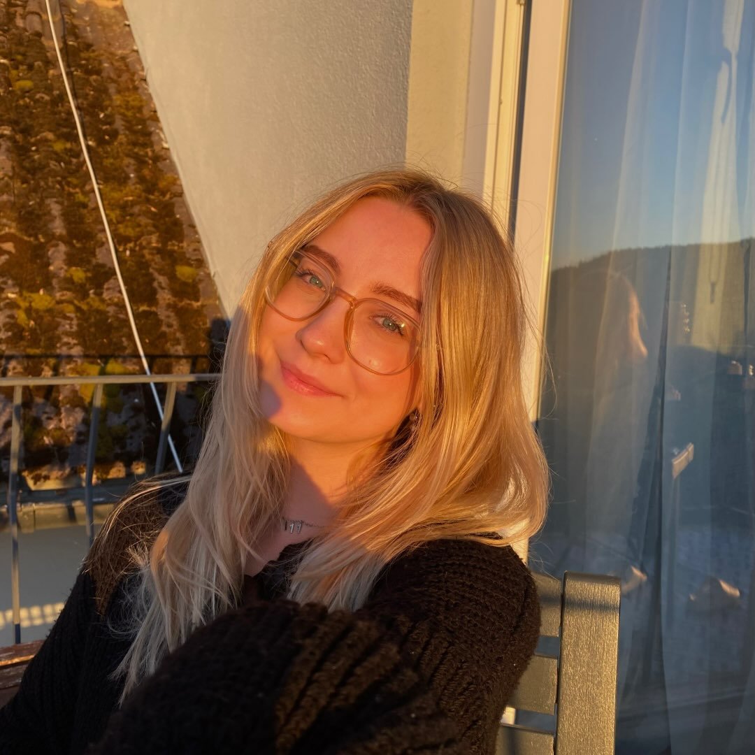 Instagram Profilbild von laura_njk