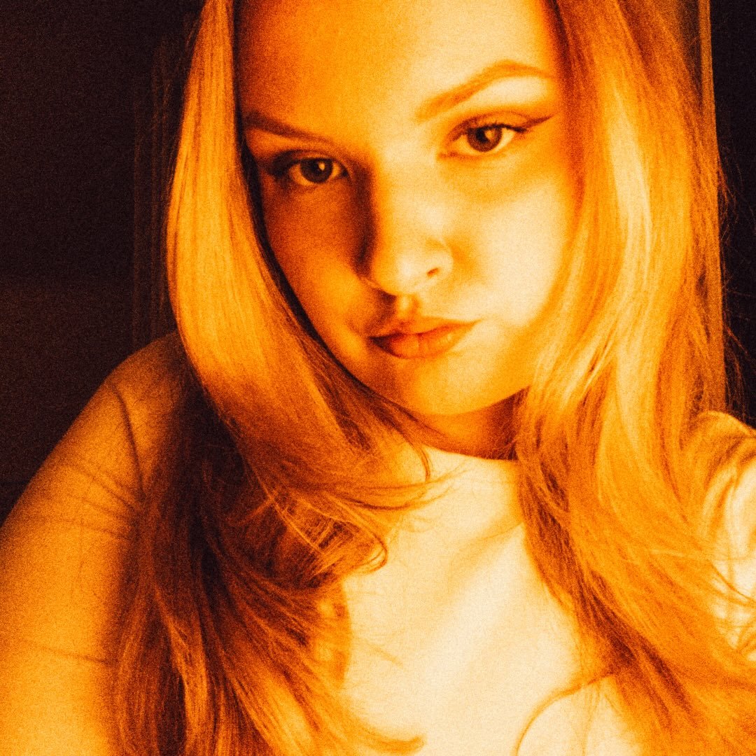Instagram Profilbild von r.ksanaa