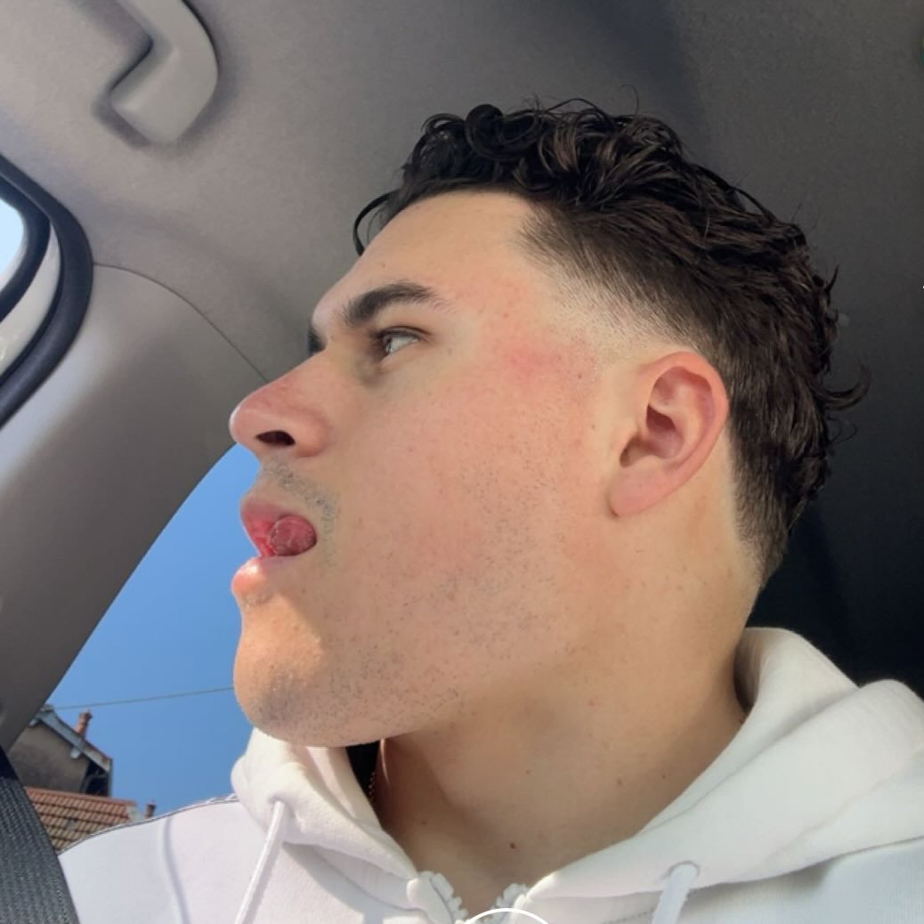 Instagram Profilbild von _huuggo_