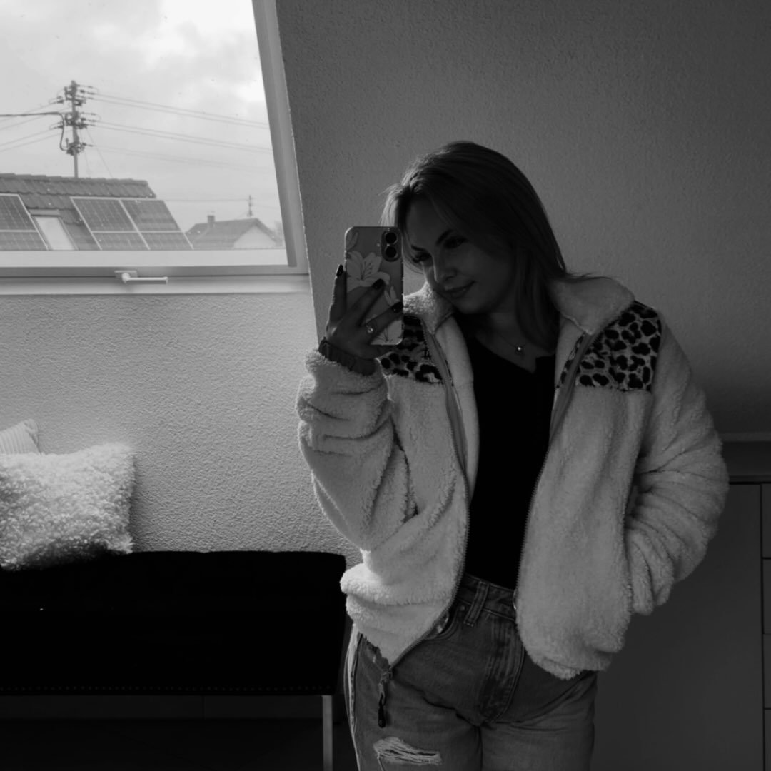 Instagram Profilbild von _scha.van
