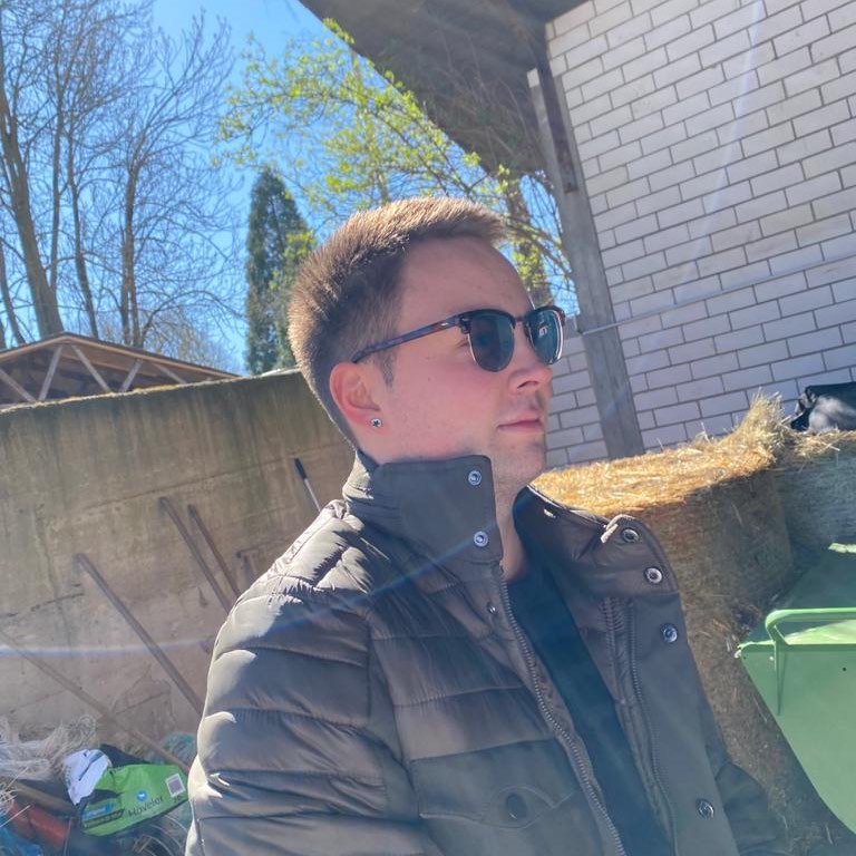 Instagram Profilbild von _basti.bx
