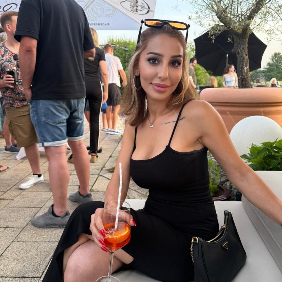 Instagram Profilbild von rona_khosnau