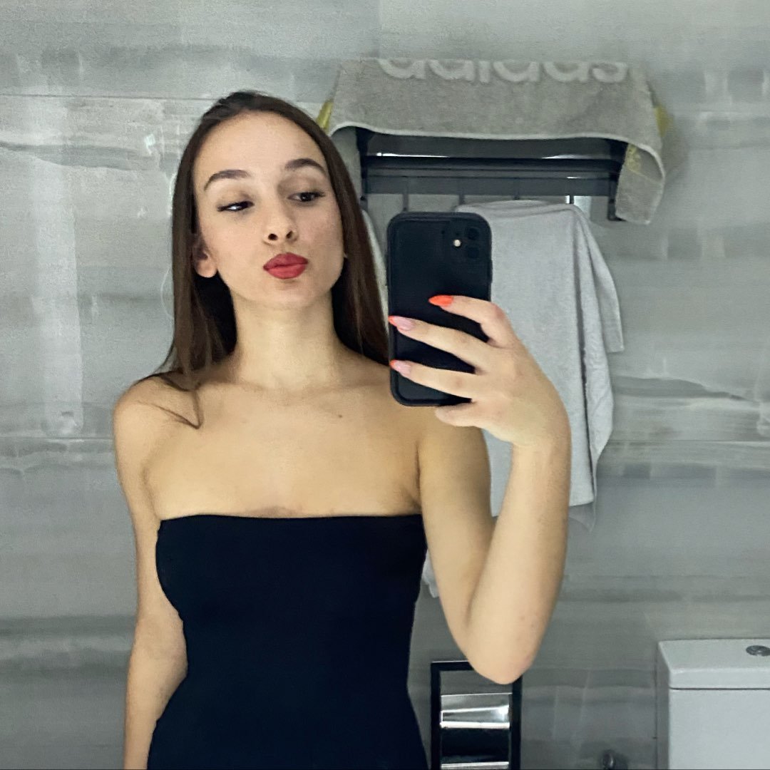 Instagram Profilbild von valeriaml._