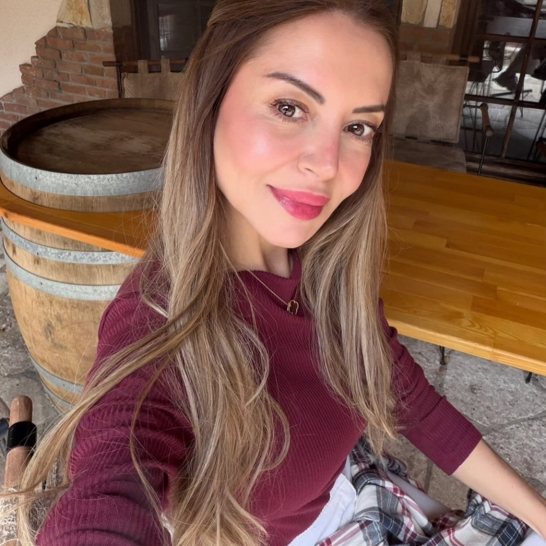 Instagram Profilbild von emel_cuhaci