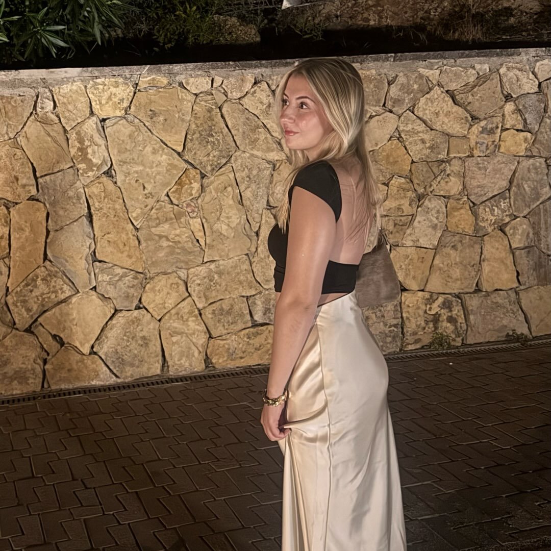 Instagram Profilbild von cora.hllr
