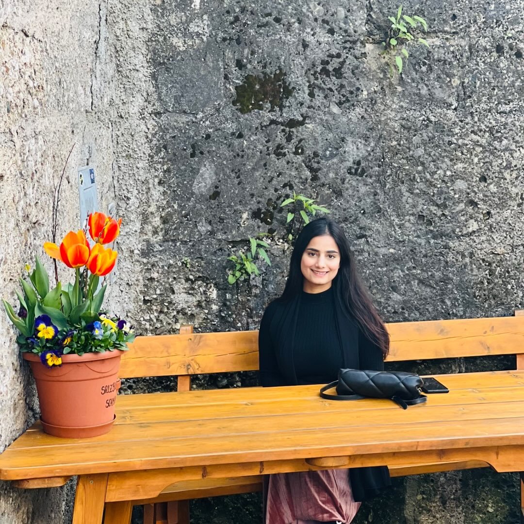 Instagram Profilbild von hajraiqbal_17