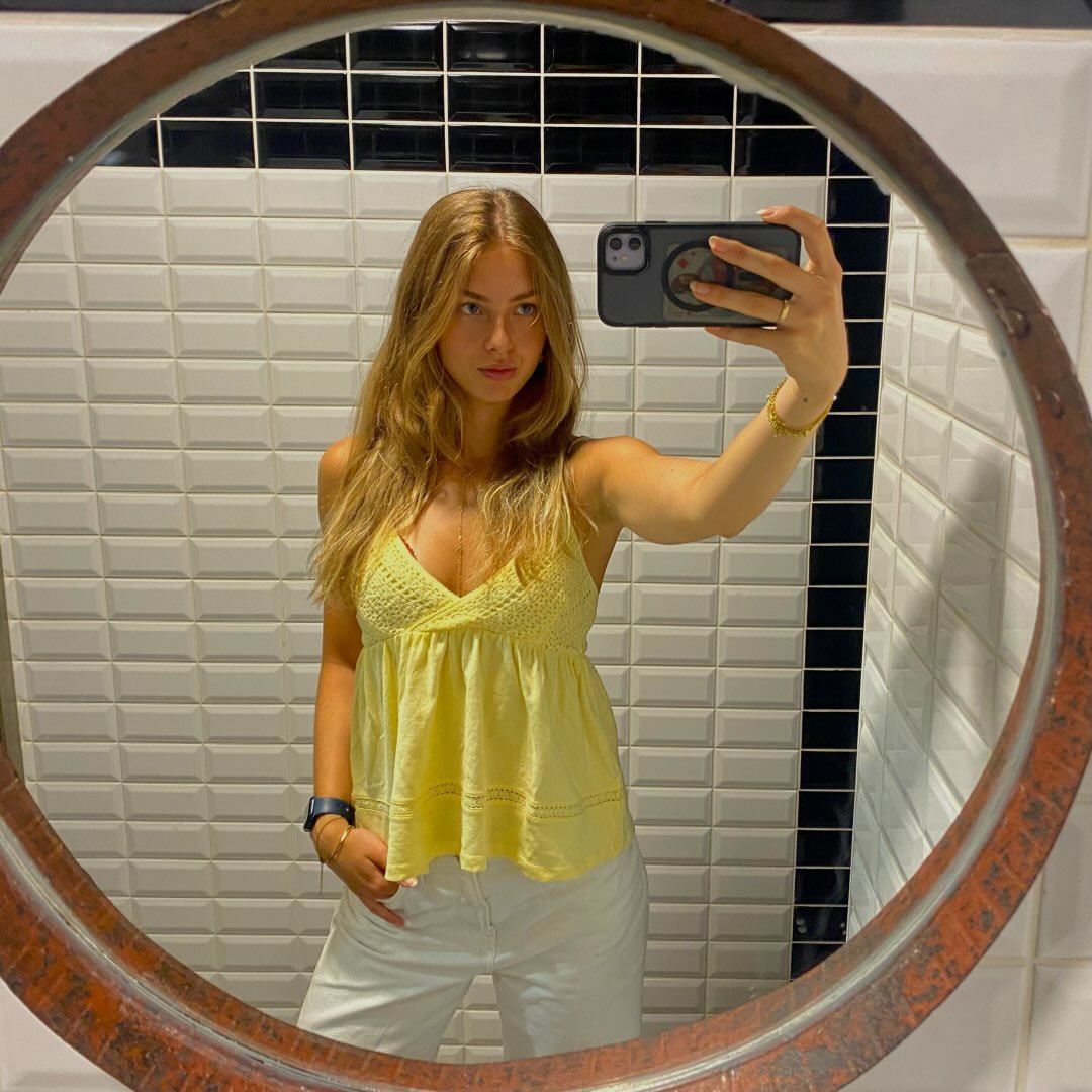 Instagram Profilbild von julie_bnkl