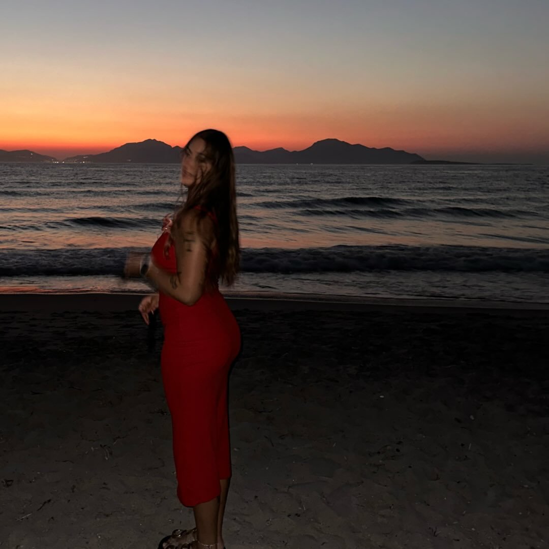 Instagram Profilbild von lara_cvetkovic
