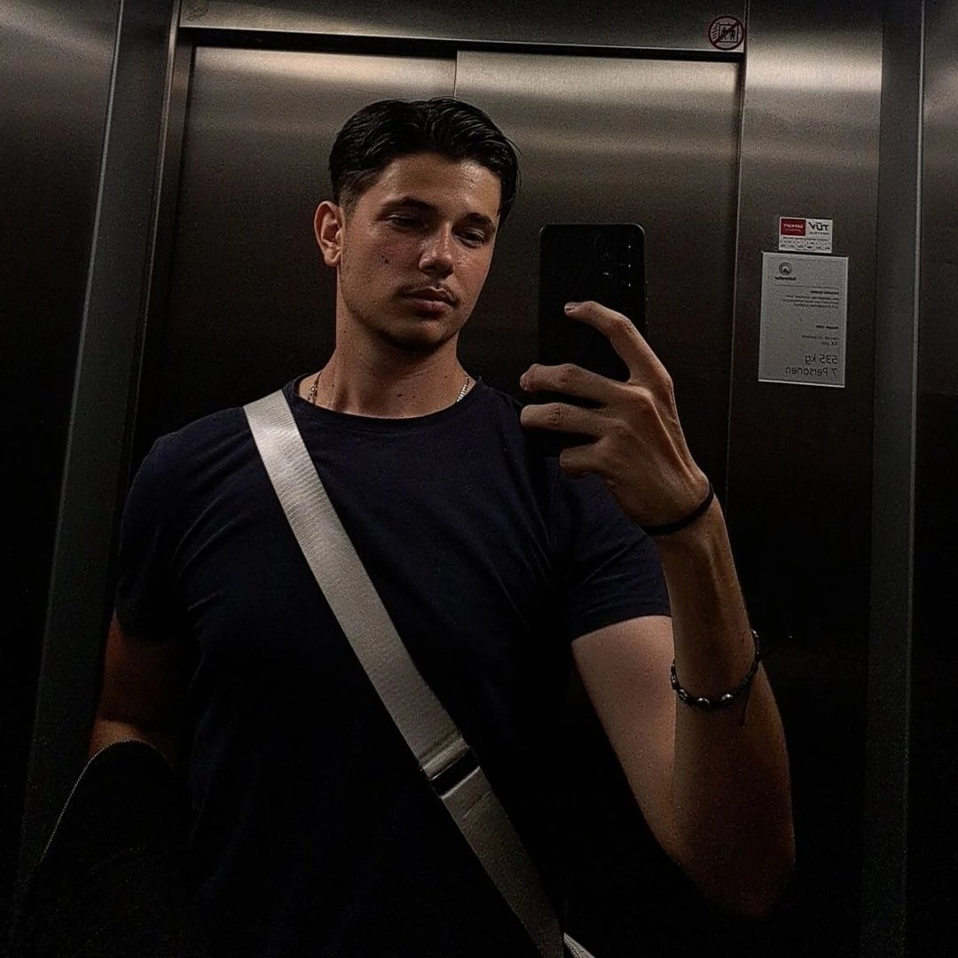 Instagram Profilbild von antonio10_7