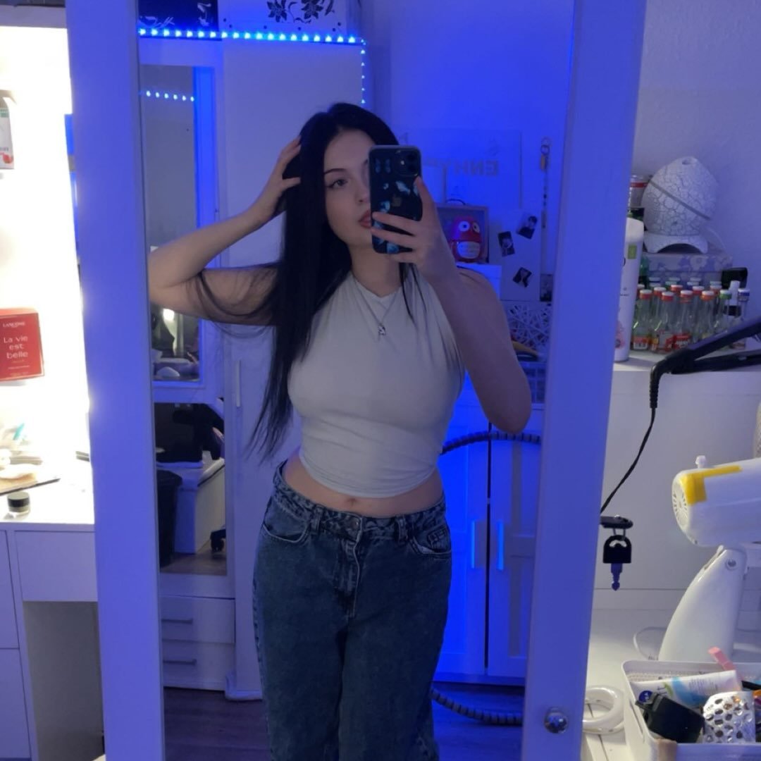 Instagram Profilbild von a.9.28pm
