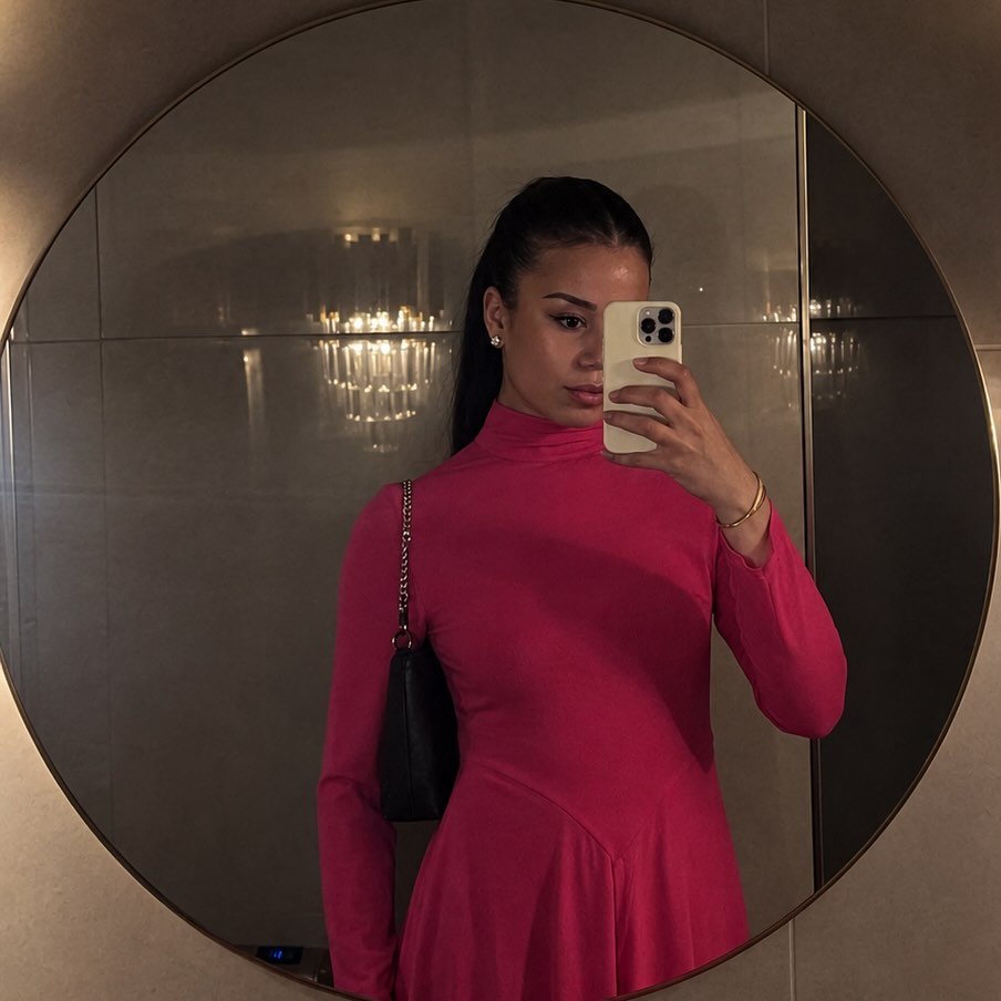 Instagram Profilbild von _noreeya
