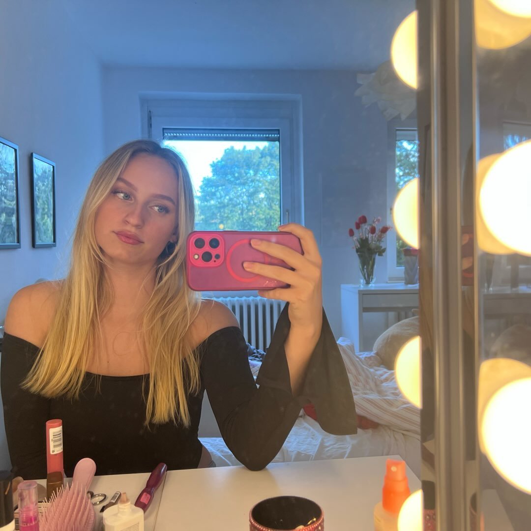 Instagram Profilbild von ellaanoli