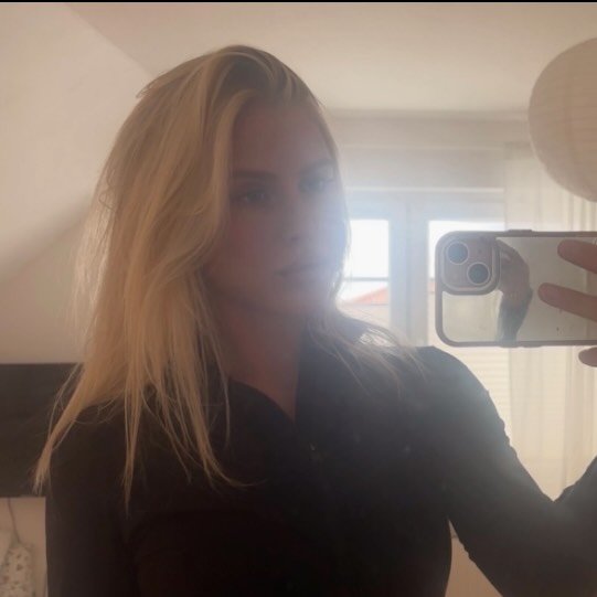 Instagram Profilbild von karo.hxn