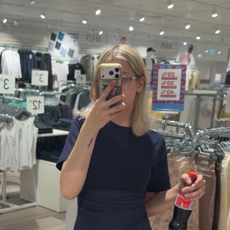 Instagram Profilbild von evamia15954
