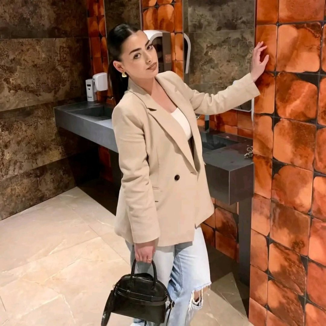 Instagram Profilbild von albertinagojani07