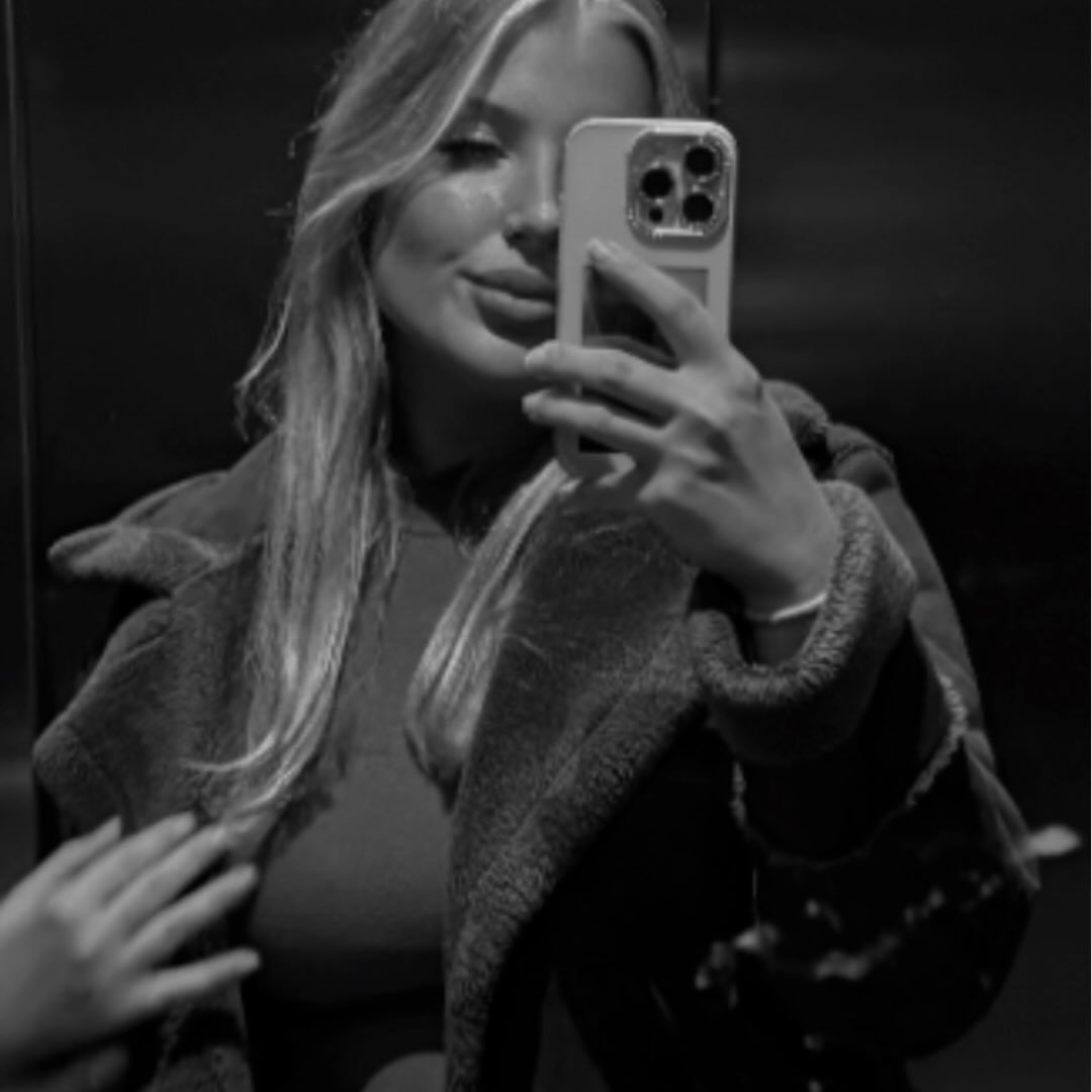 Instagram Profilbild von dinajolineee