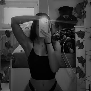 Instagram Profilbild von _denca.novotna_